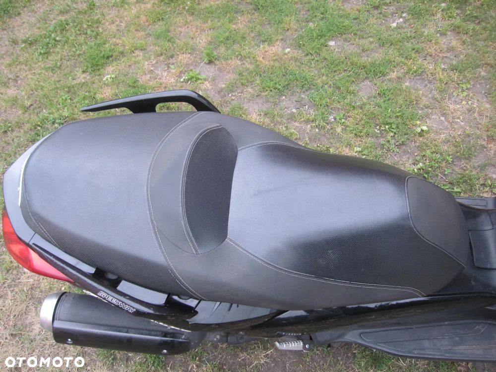 Yamaha X-max - 7