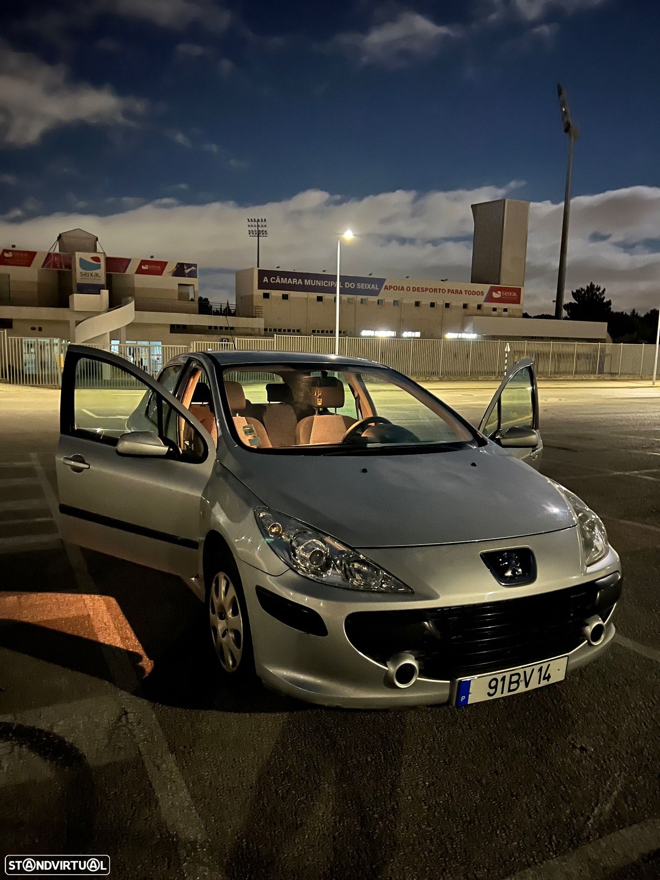 Peugeot 307 1.4 16V Executive - 1
