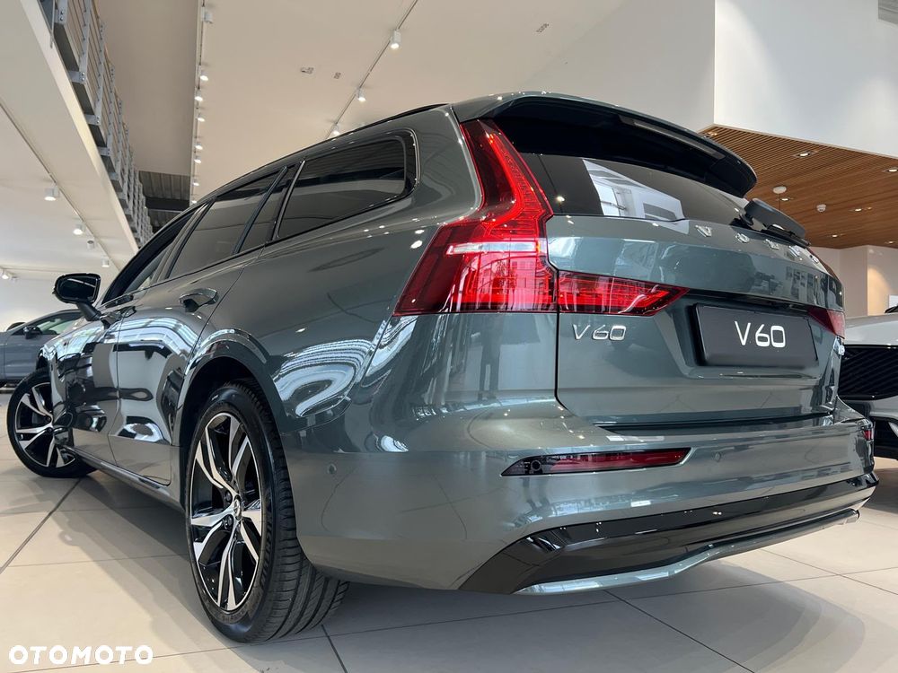 Volvo V60 B4 B Ultimate Dark - 3