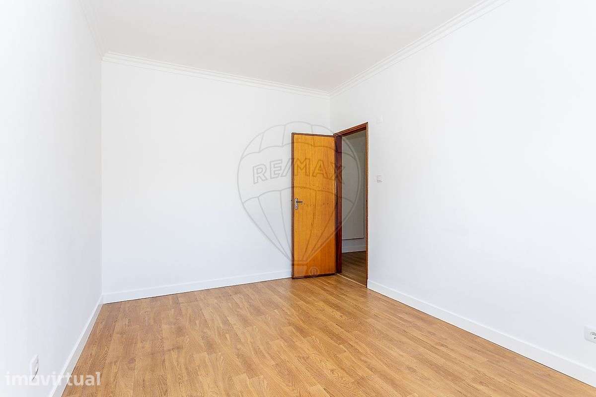 Apartamento T1 para arrendamento - Grande imagem: 4/16