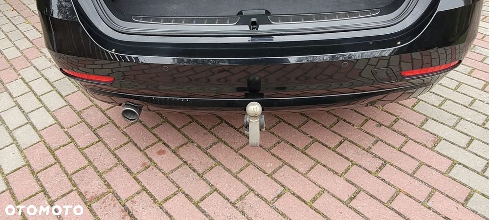 BMW Seria 3 320d Touring - 11