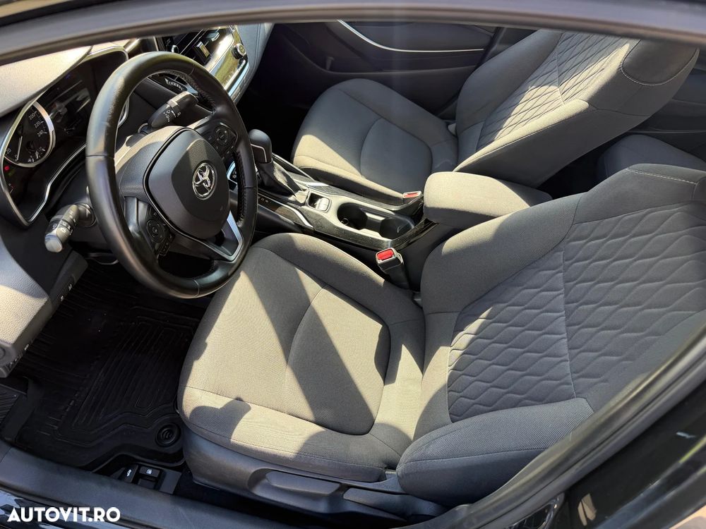 Toyota Corolla 1.8 HSD Business - 7
