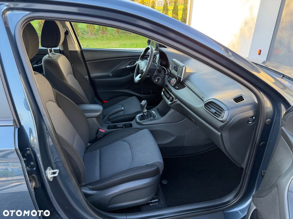 Hyundai i30 1.5 DPI Modern - 13