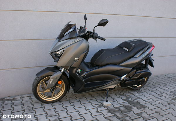 Yamaha X-max