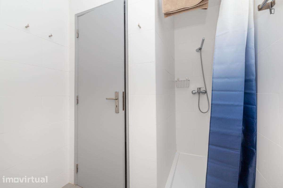 Apartamento com 2 quartos - localizado em Faro - Grande imagem: 4/28