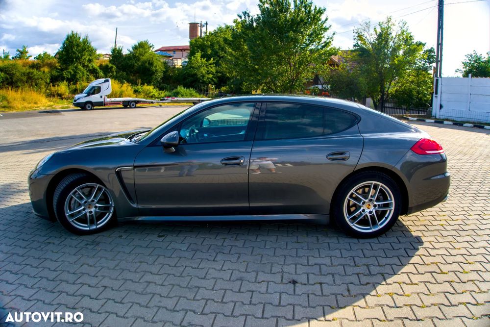 Porsche Panamera - 15
