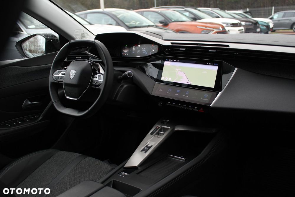 Peugeot 408 1.2 PureTech Allure Pack S&S EAT8 - 11