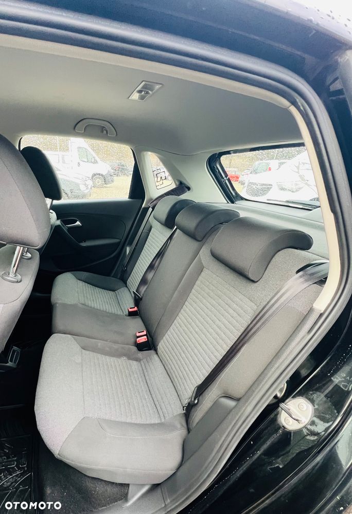 Volkswagen Polo - 4