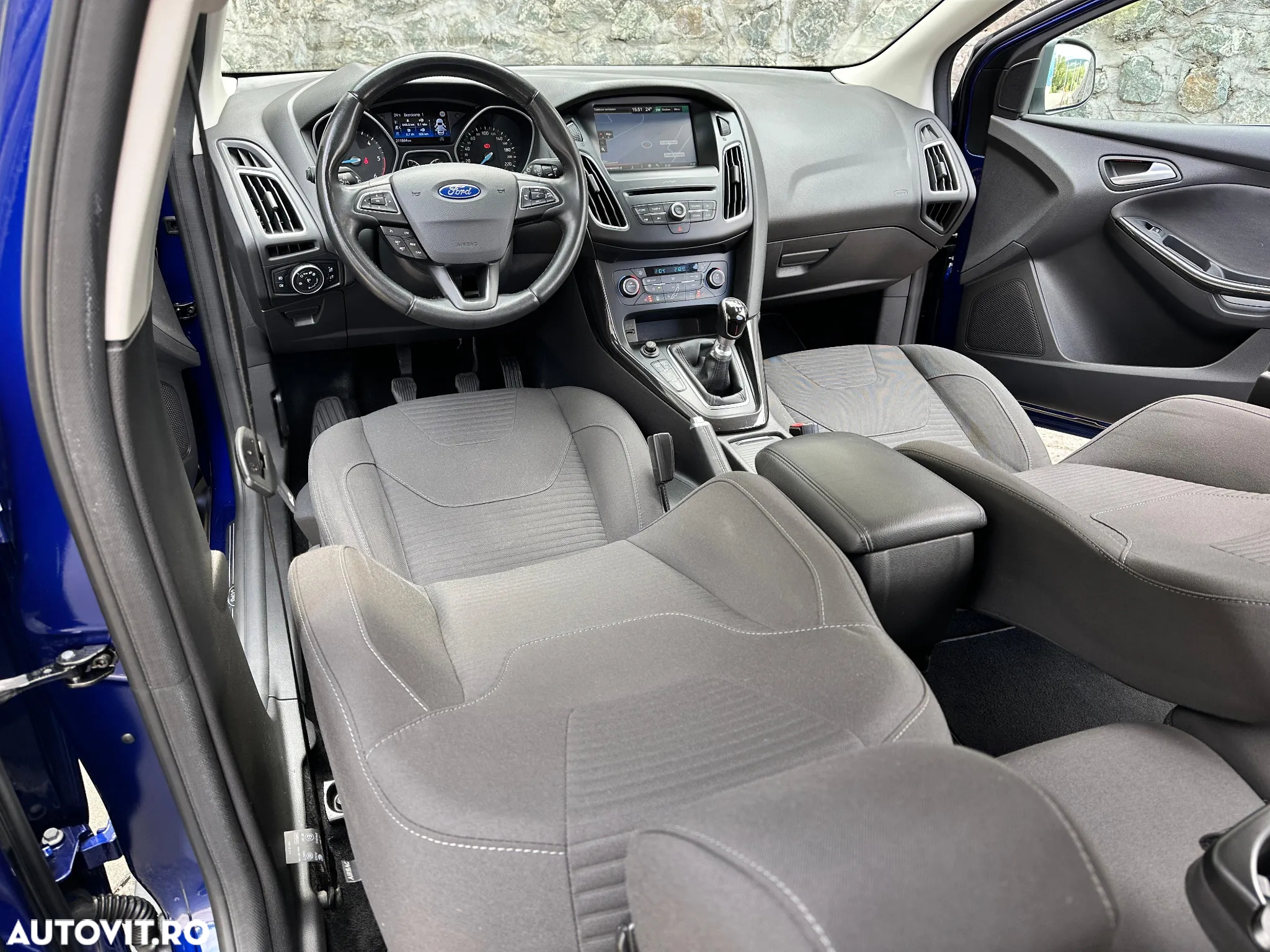 Ford Focus 1.5 EcoBlue Start-Stopp-System TITANIUM - 16