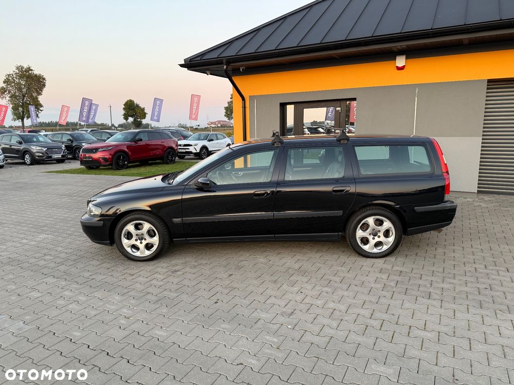 Volvo V70 2.4 D Momentum - 13