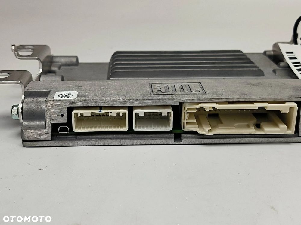 8628042060 Toyota RAV 4  2019 Wzmacniacz audio - 2