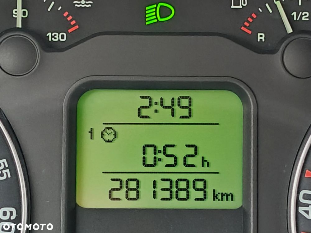 Skoda Octavia 1.6 Elegance - 22