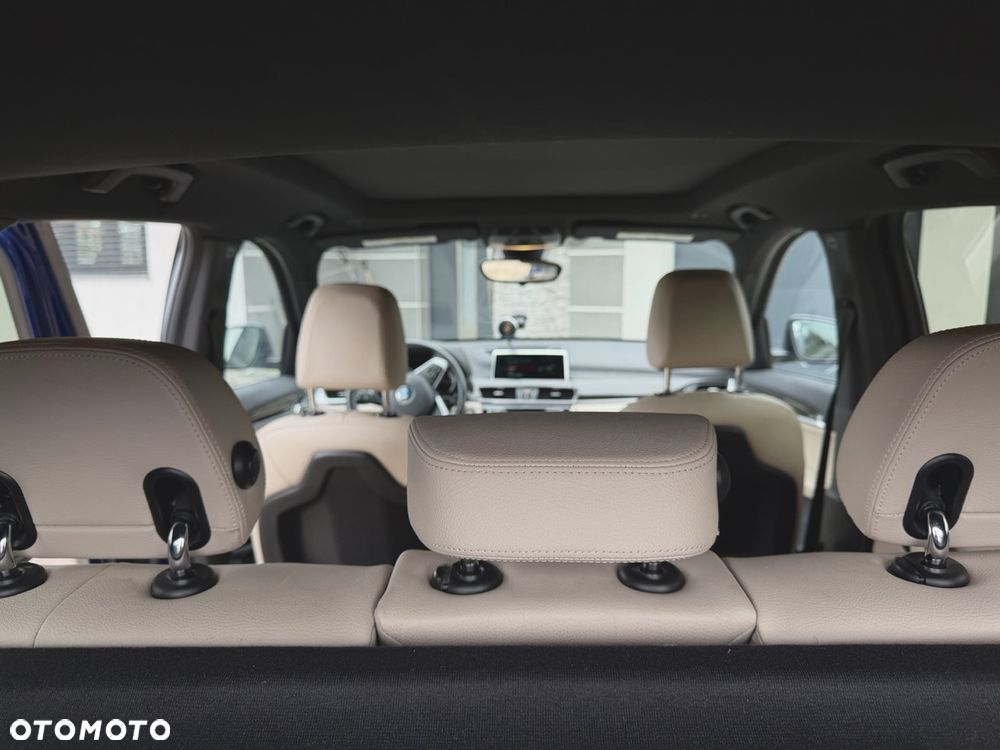 BMW X1 xDrive25i xLine - 18