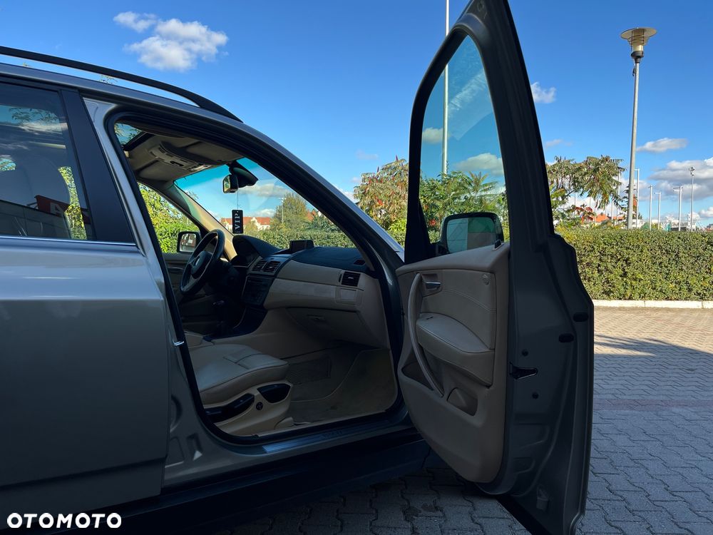 BMW X3 3.0d - 9