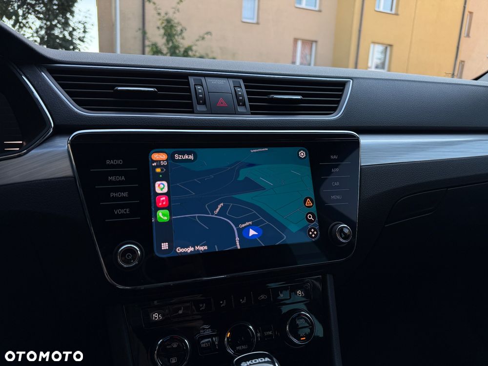 Skoda Superb 1.5 TSI Ambition DSG - 19