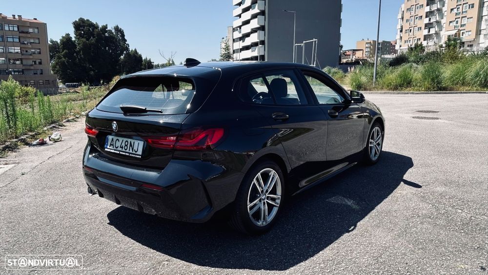 BMW 118 i Pack Desportivo M Auto - 4