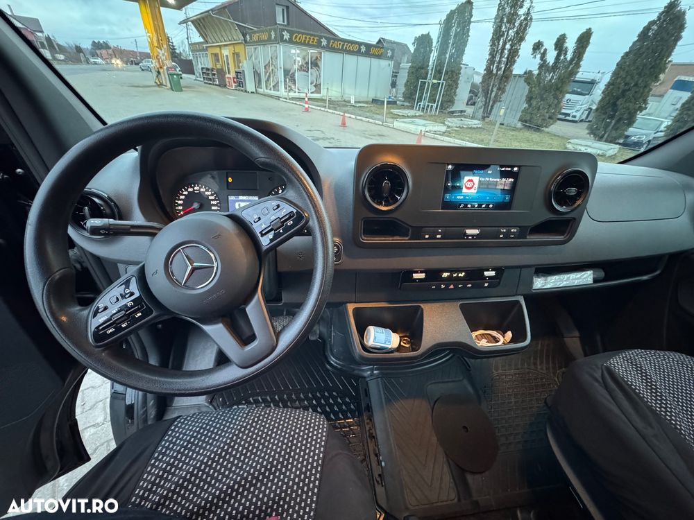 Mercedes-Benz Sprinter - 6