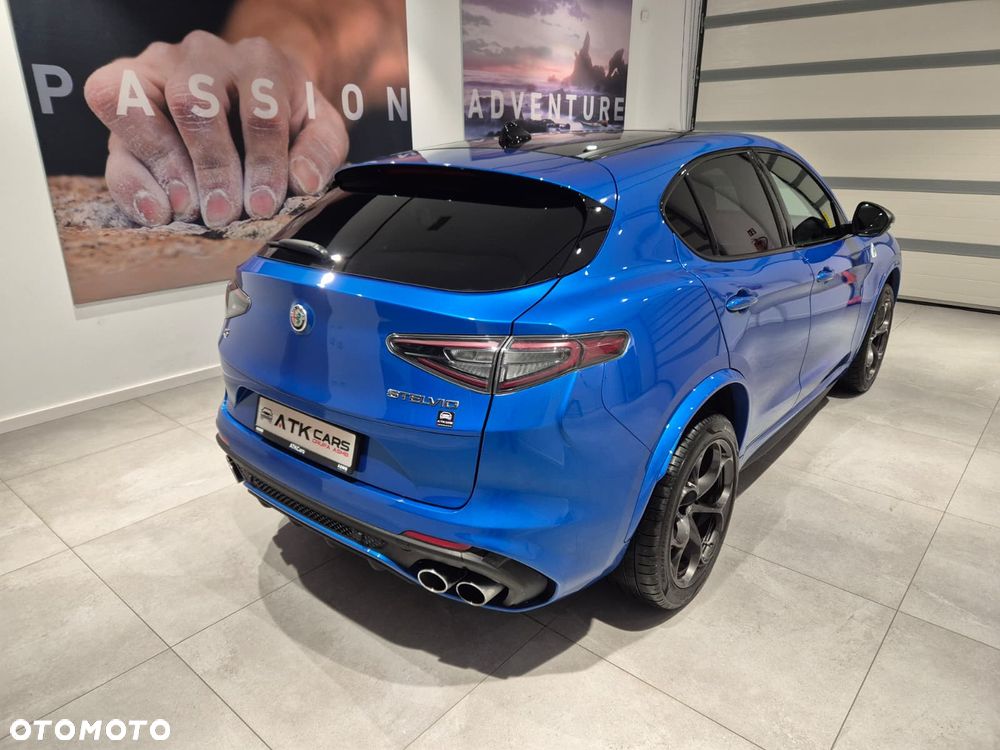Alfa Romeo Stelvio - 4