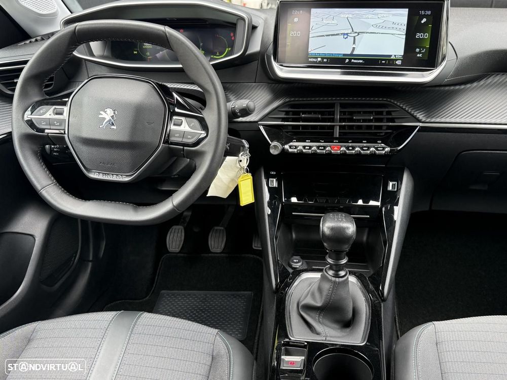 Peugeot 208 1.2 PureTech Allure - 37