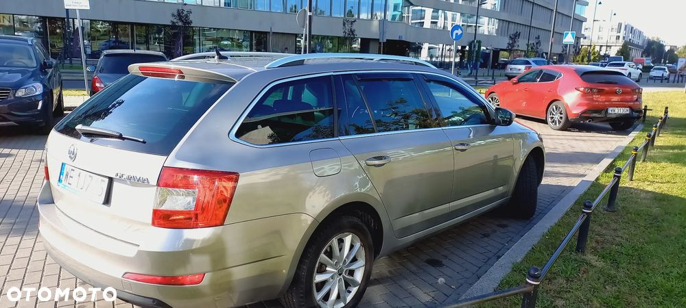 Skoda Octavia 1.4 TSI Ambition DSG - 5