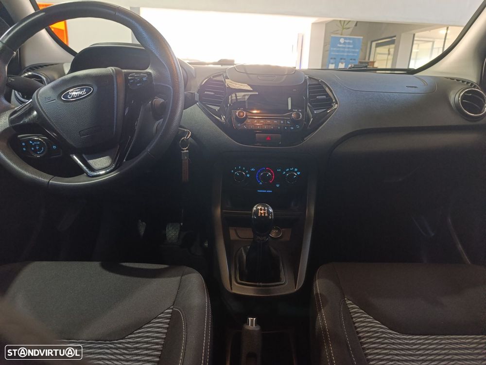 Ford KA+ - 10