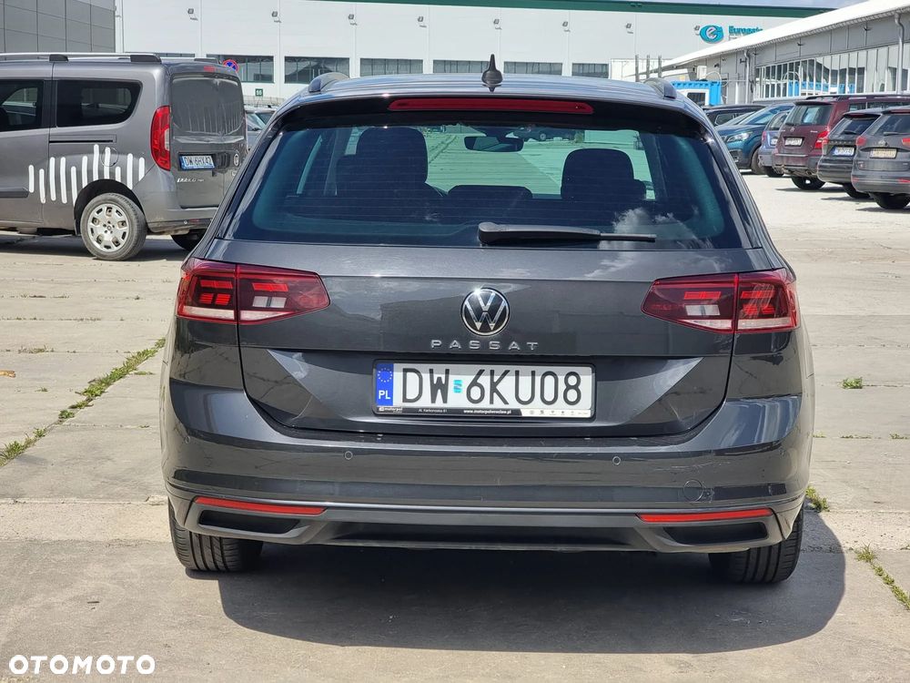 Volkswagen Passat 2.0 TSI Business DSG - 6