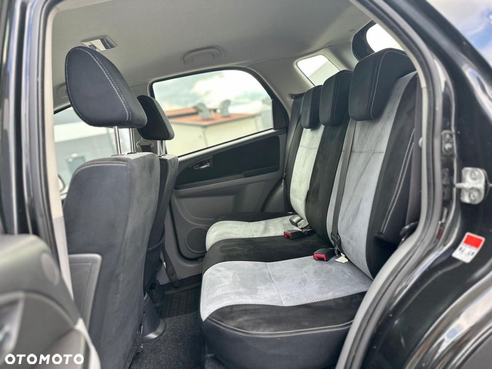 Suzuki SX4 1.6 VVT 4x4 Style - 11