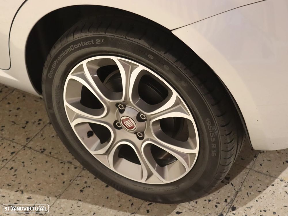 Fiat Punto 1.3 M-Jet Lounge S&S - 27
