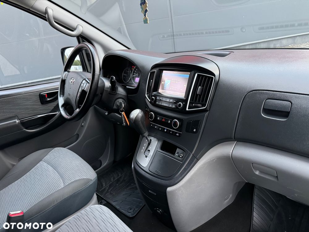 Hyundai H1 - 7