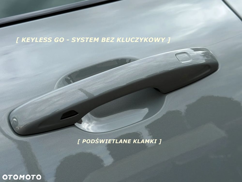 Volvo XC 60 B4 D AWD Plus Dark - 32