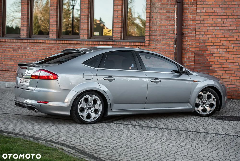 Ford Mondeo 2.5 Black Magic - 14