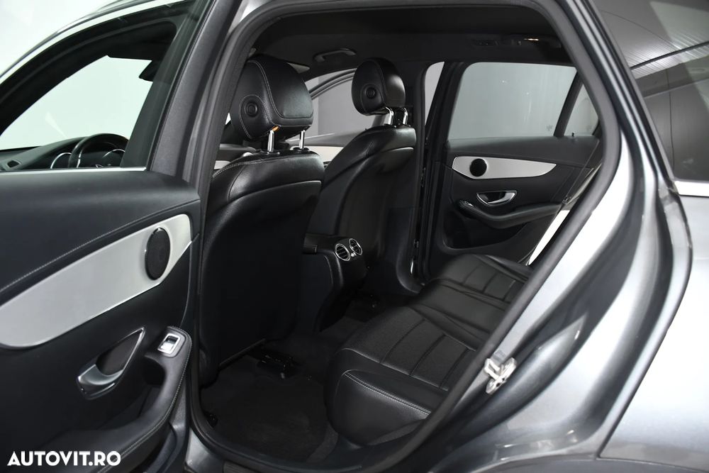 Mercedes-Benz GLC 220 d 4MATIC 9G-TRONIC AMG Line - 13