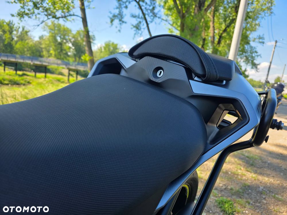Honda Hornet - 16