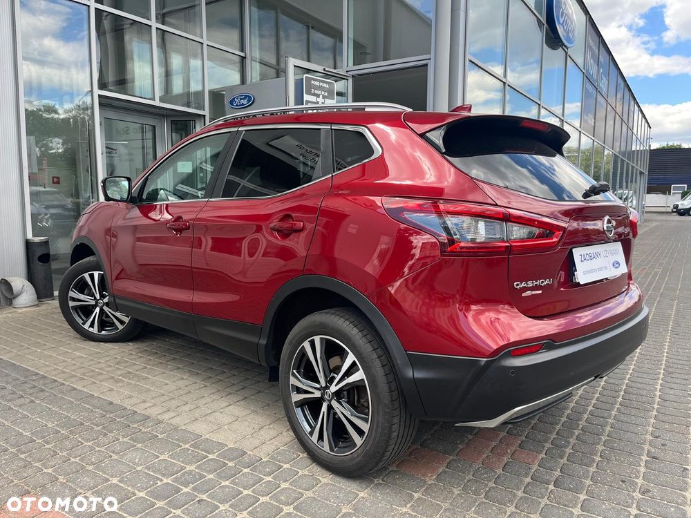 Nissan Qashqai 1.6 DCi N-Connecta - 4