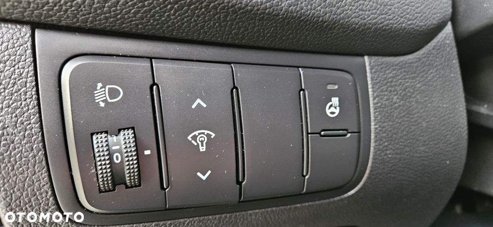 Kia Ceed - 31