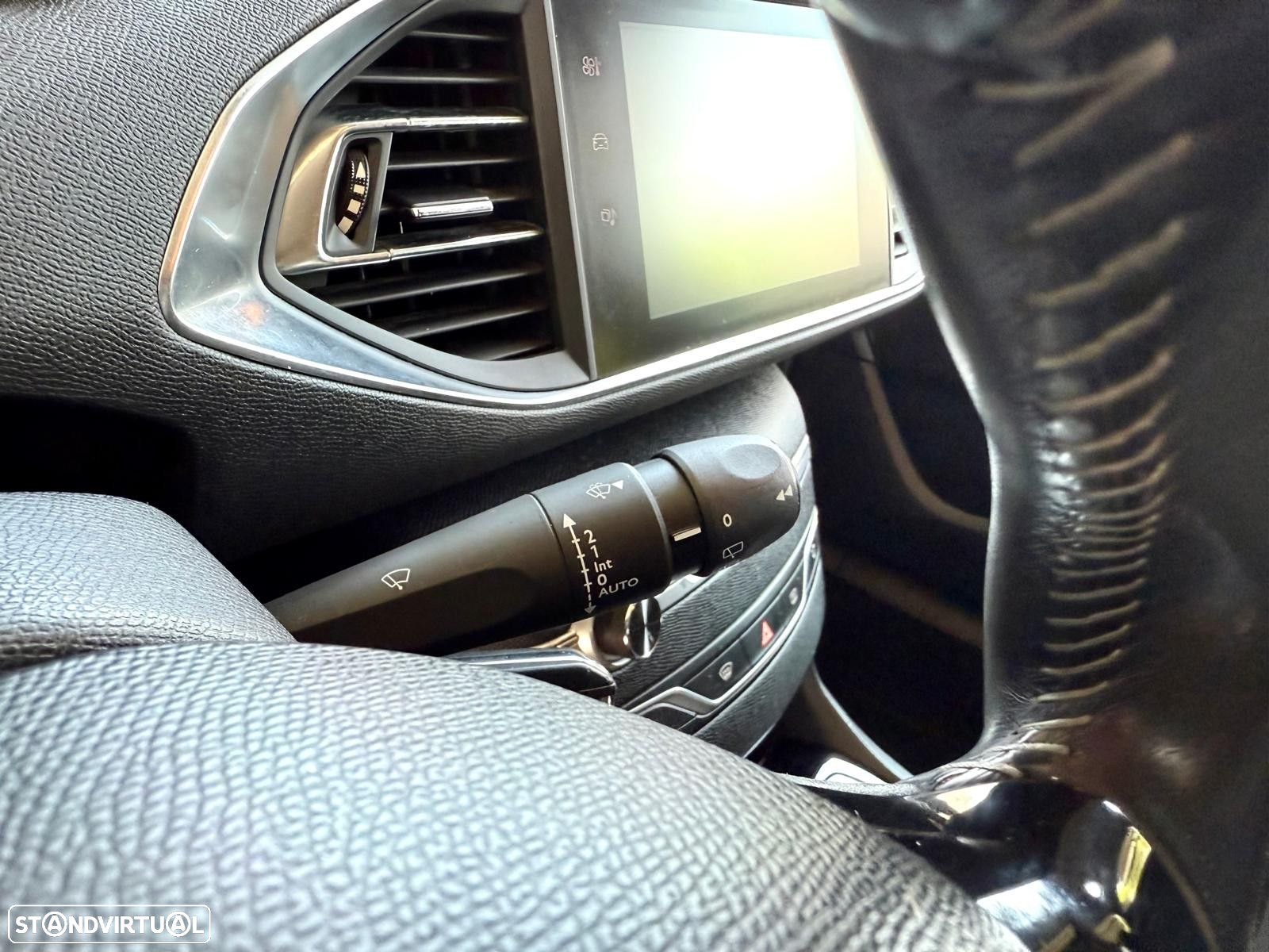 Peugeot 308 1.6 BlueHDi Style - 17
