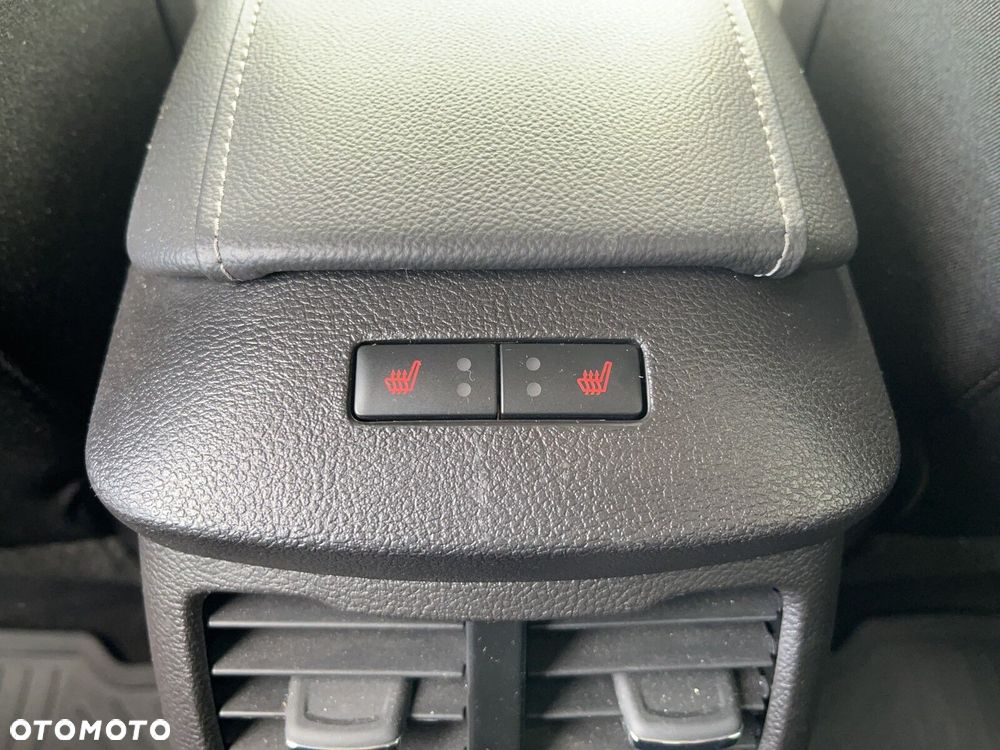 Ford Mondeo - 11