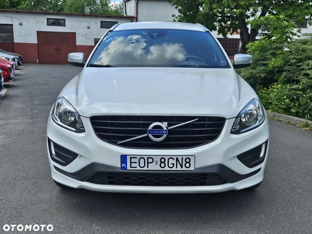 Volvo XC 60 D3 Drive-E R-Design Momentum - 27