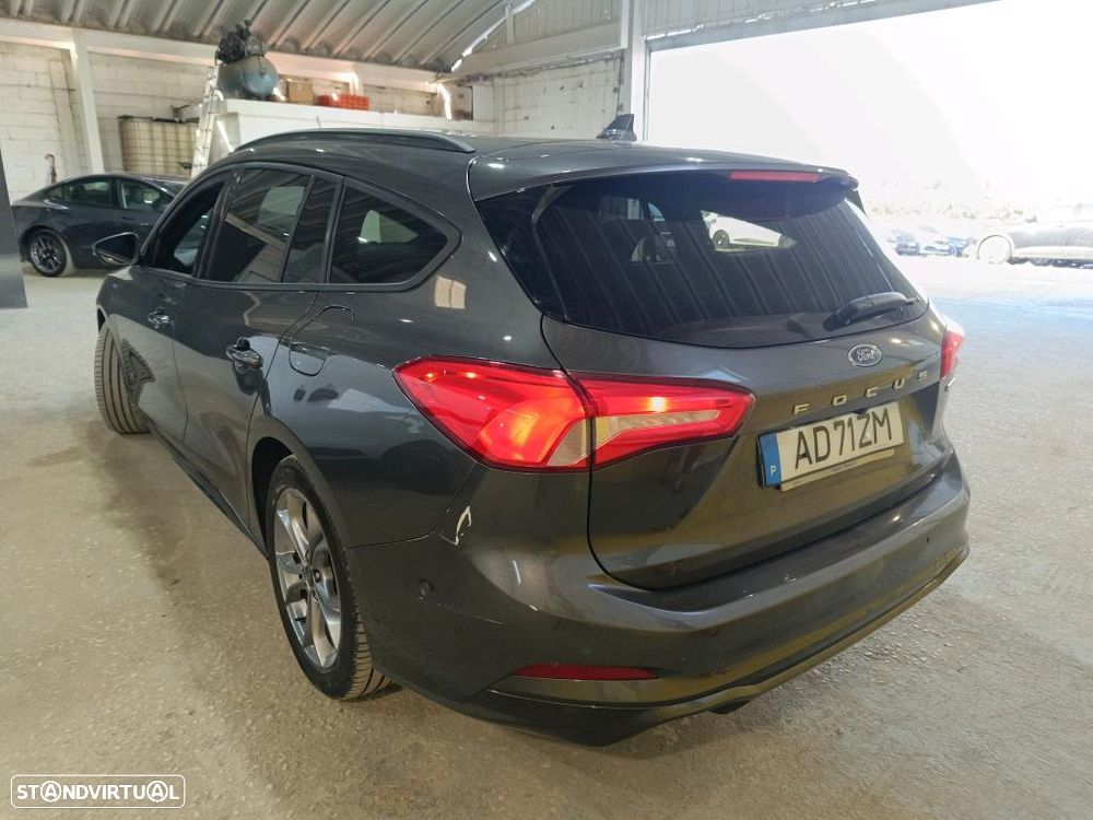 Ford Focus SW 1.0 EcoBoost MHEV ST-Line - 2