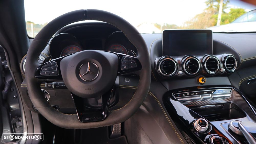 Mercedes-Benz AMG GT R - 14