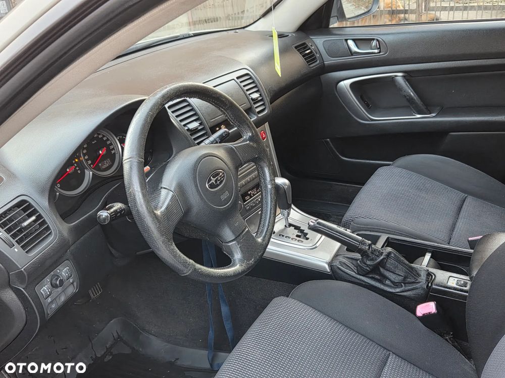 Subaru Outback - 10