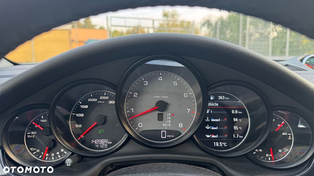 Porsche Panamera 4S - 10
