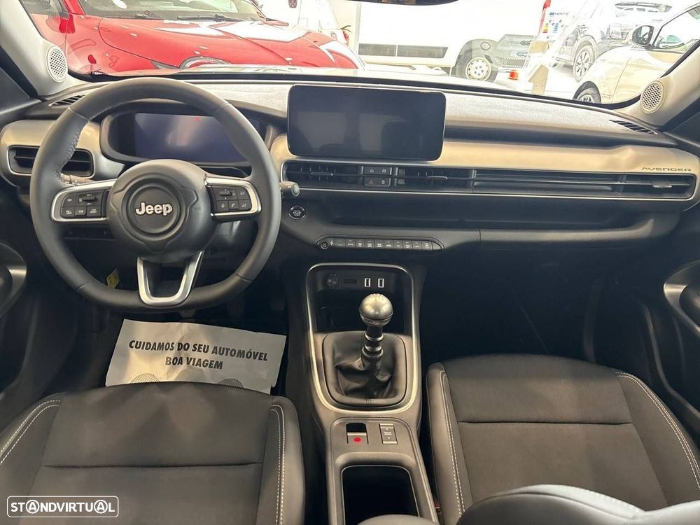 Jeep Avenger 1.2 GSE T3 Summit - 8