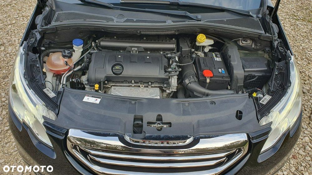 Peugeot 2008 1.6 VTi Style - 32