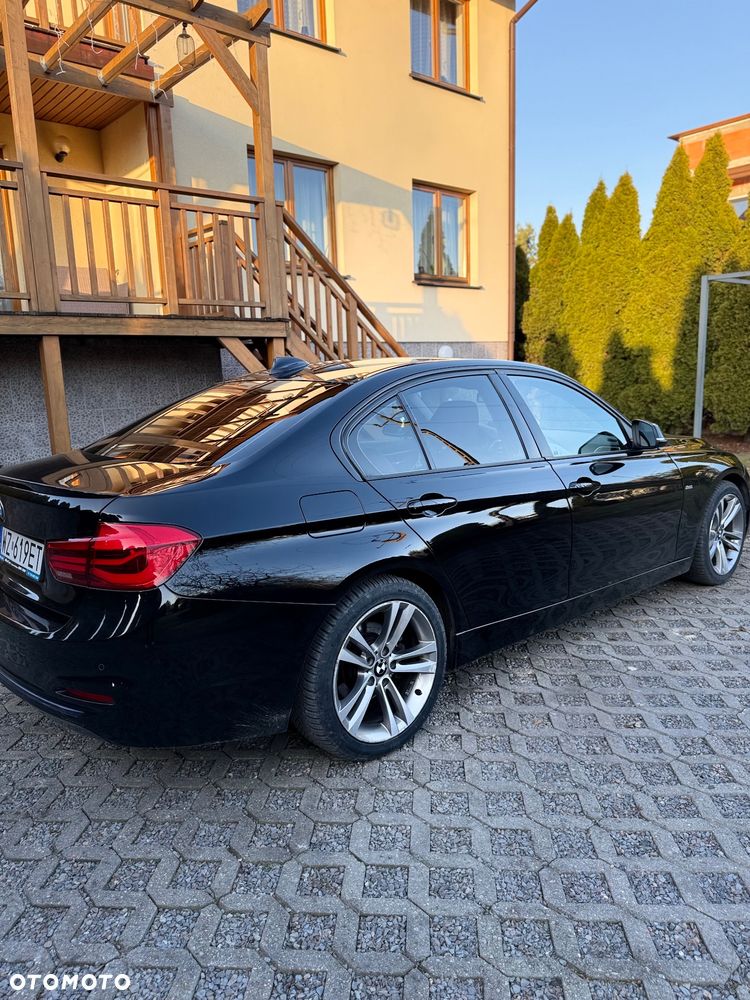 BMW Seria 3 320i Sport Line - 9