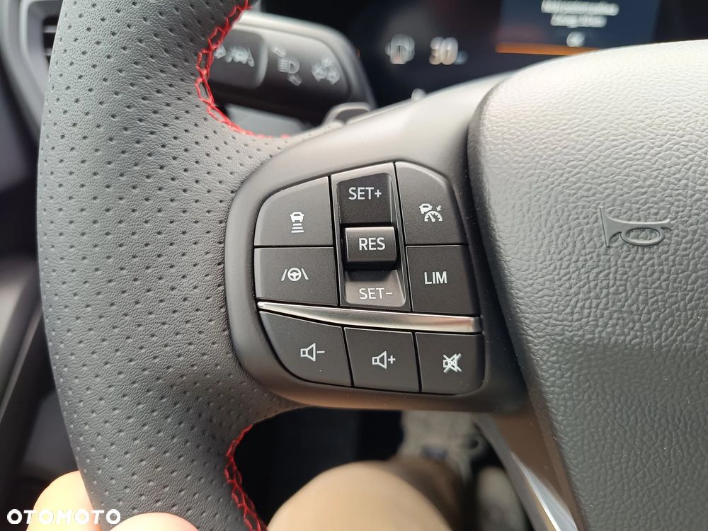 Ford Focus 2.3 EcoBoost ST X - 14