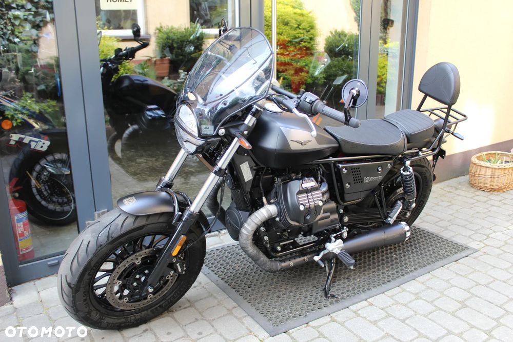 Moto Guzzi V9 - 4