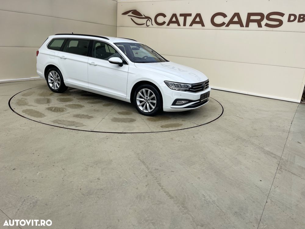 Volkswagen Passat - 20