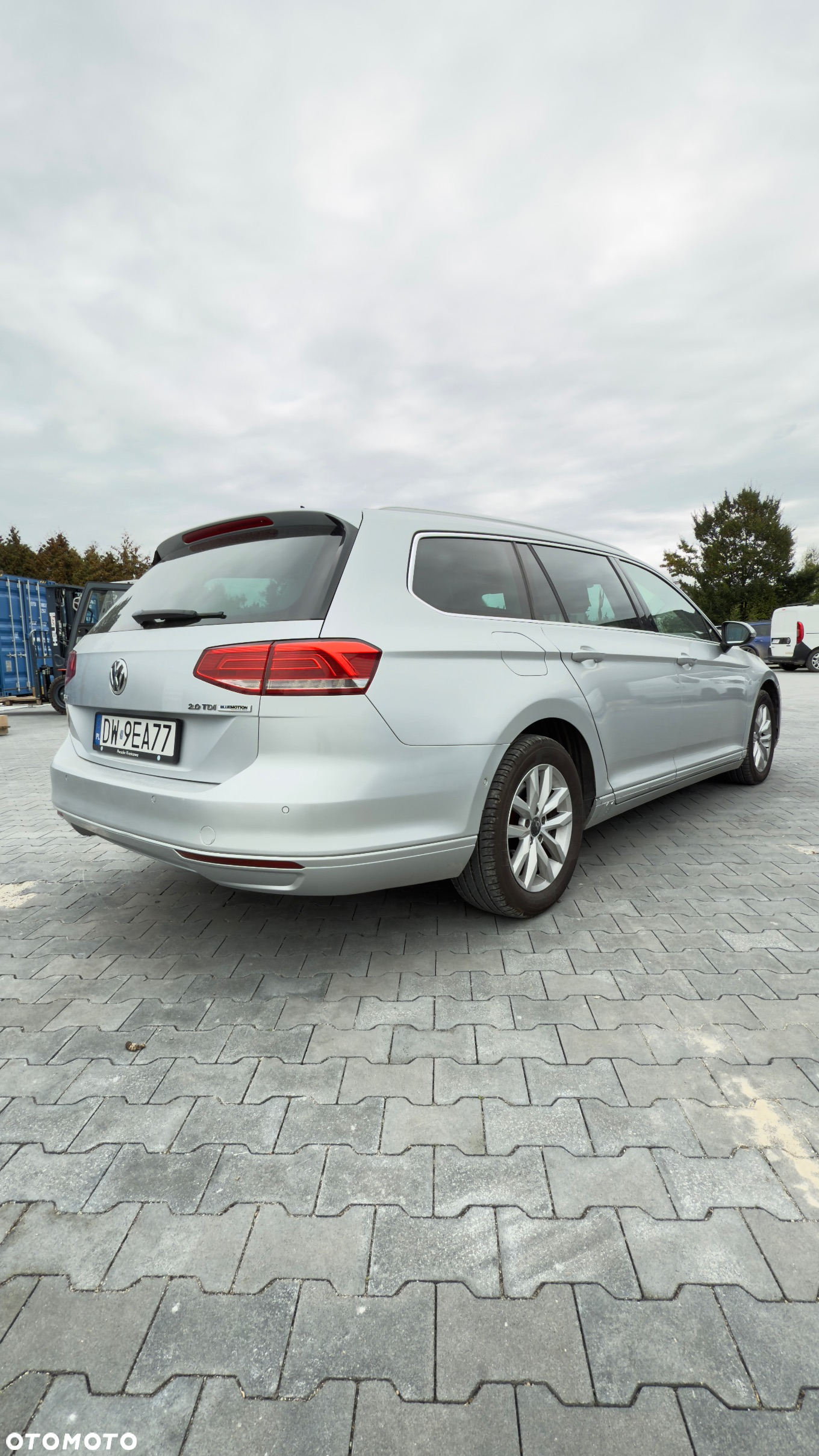 Volkswagen Passat - 6