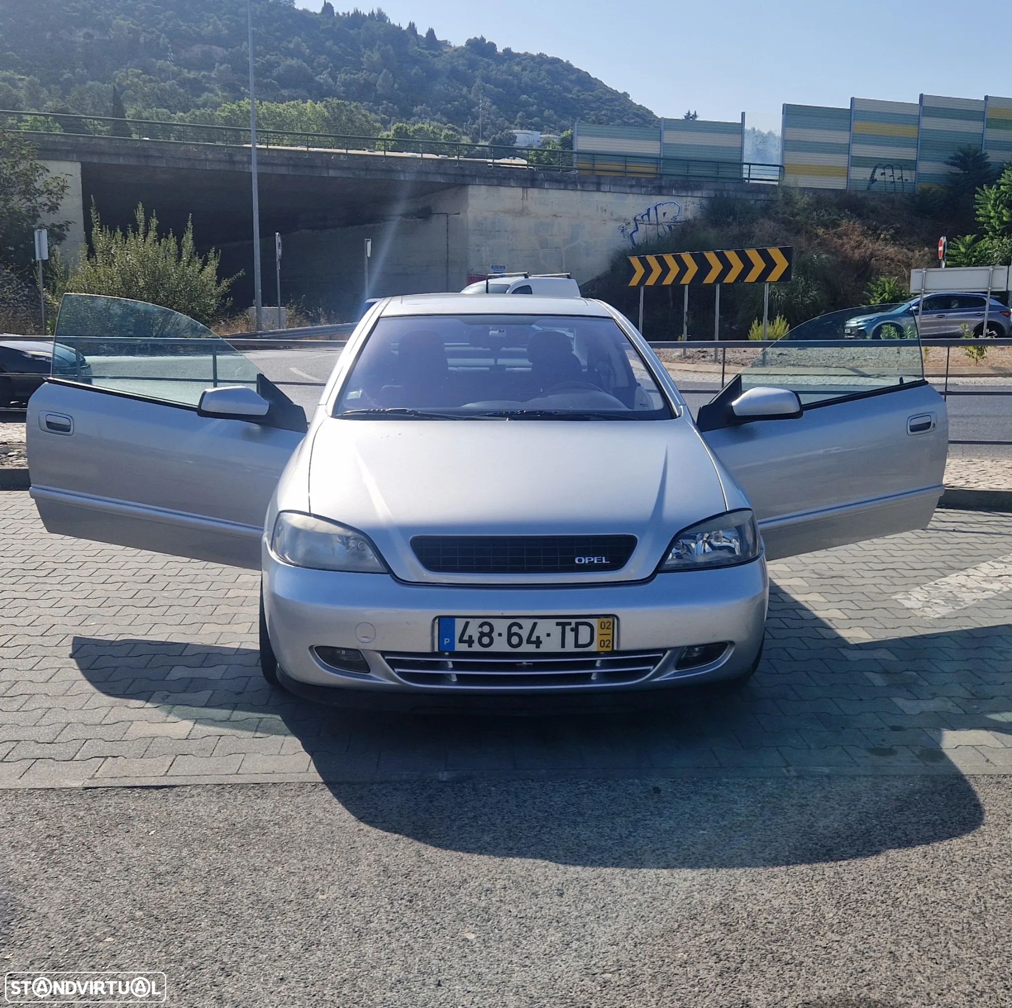 Opel Astra Coupe 1.8 16V - 1